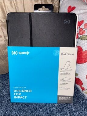 speck StyleFolio Black Tablet Folio Case